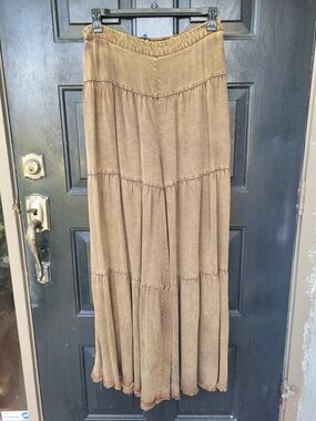 AKIRA Brown Tiered Wide Leg Pants with Scalloped Hem.